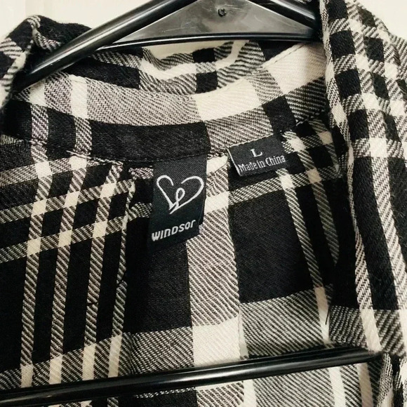 Windsor Cardigan - Picture 2 of 3